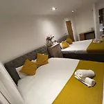 Canary Wharf O2 Arena Excel Greenwich London Apartment
